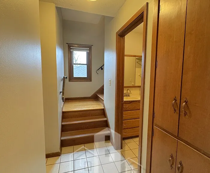 5880 Saranac Dr — Photo 14