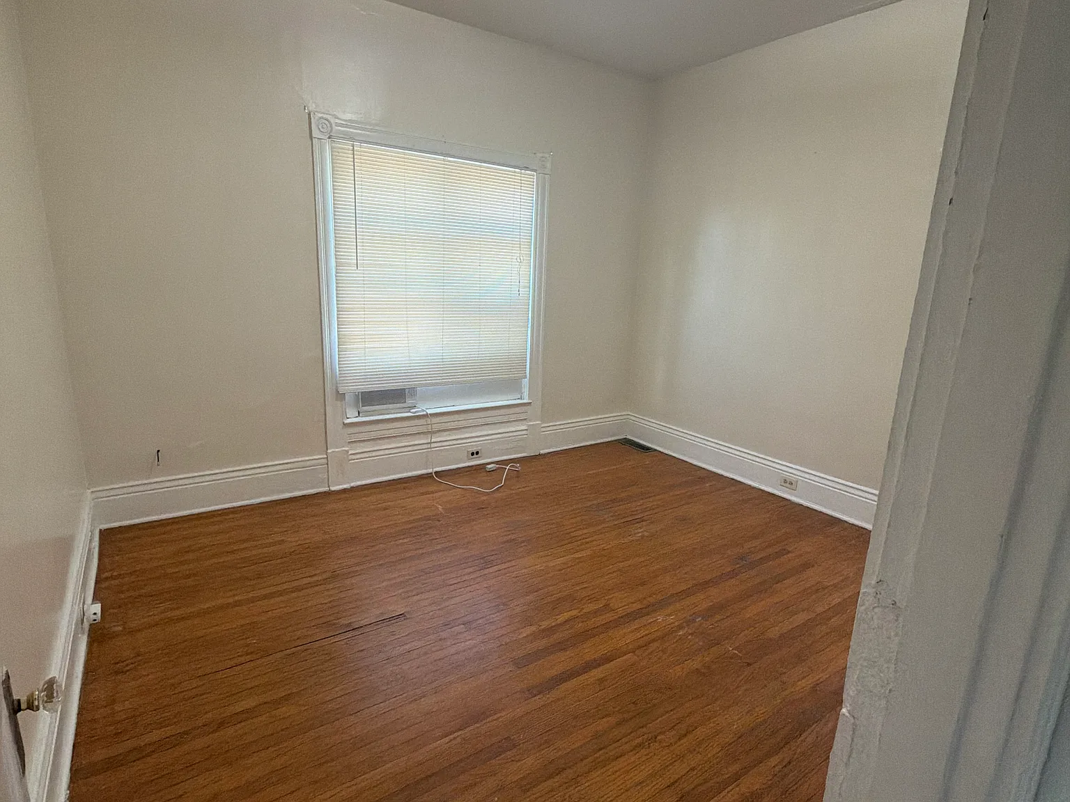 1 bed, 800 sqft, $950 — Photo 4