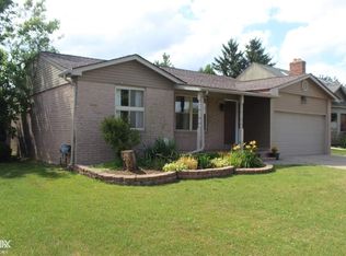 46561 Plum Grove Dr, Macomb, MI 48044