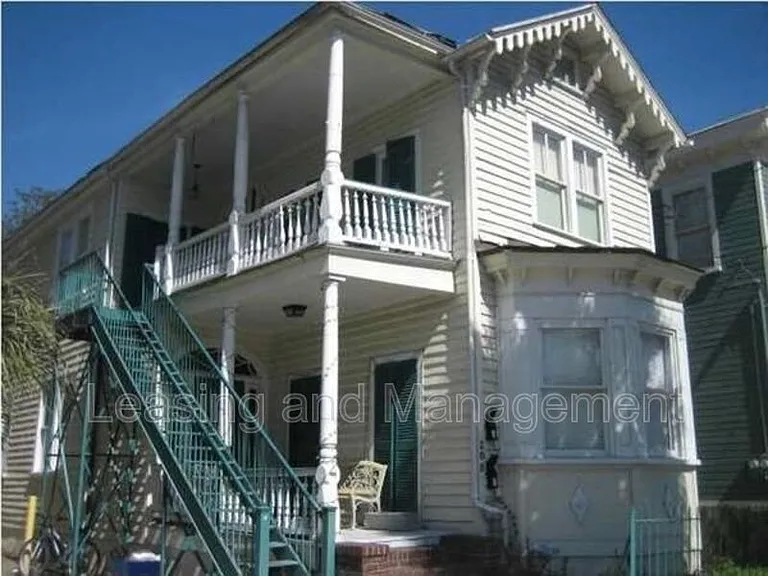 208 Calhoun St #B — Photo 1