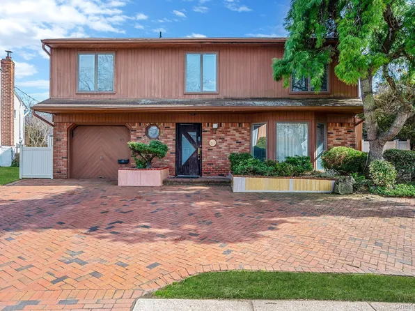 61 Southgate Road, Valley Stream, NY 11581