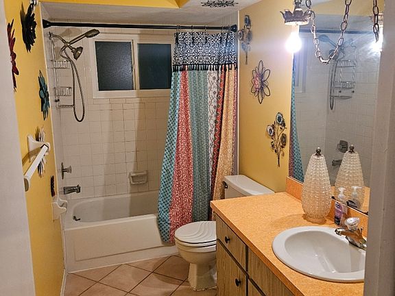 5th image of 3301 Sherwood Dr