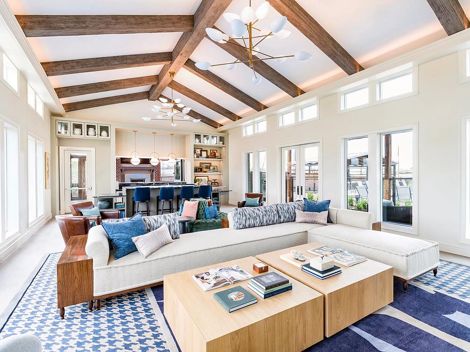 Social gathering and event room with under-counter refrigerator, ice maker, and warming drawer.