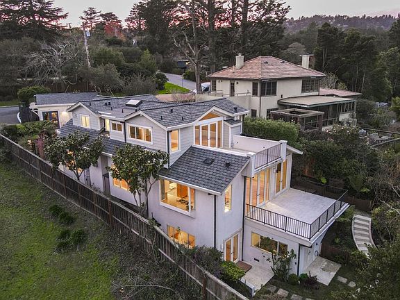 3rd image of 265 Molino Avenue