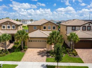 8957 Rhodes St, Kissimmee, FL 34747