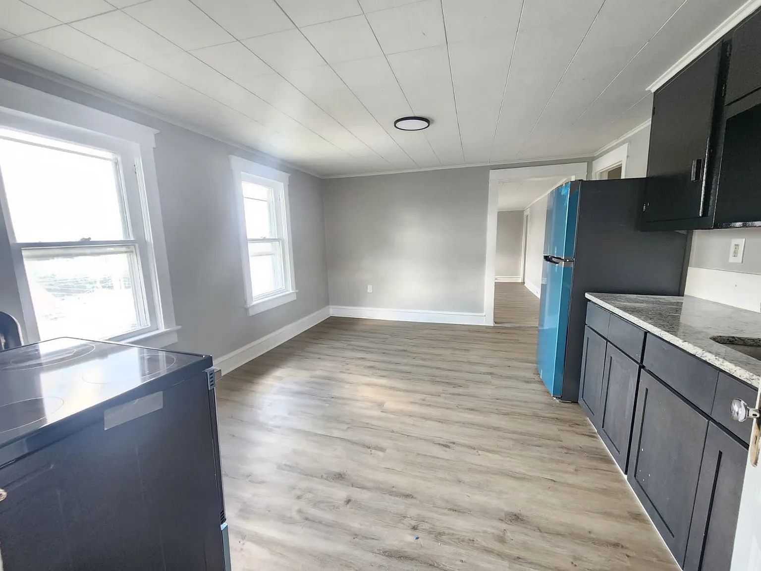 1 bed, $1,045 — Photo 1