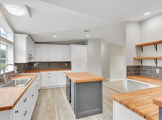 2605 Jim Johnson Rd, Plant City, FL 33566