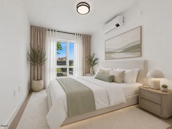 428 E 9th St #411, Brooklyn, NY 11218