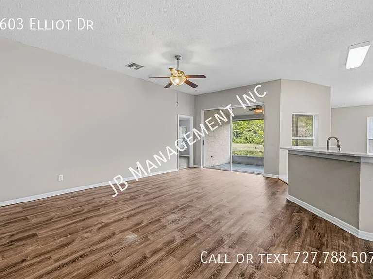 6603 Elliot Dr — Photo 8