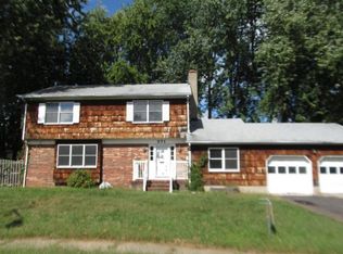 271 Fairlamb Ave, South Plainfield, NJ