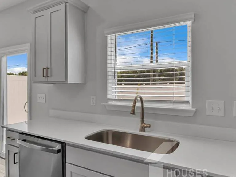 314 Abingdon Way — Photo 5