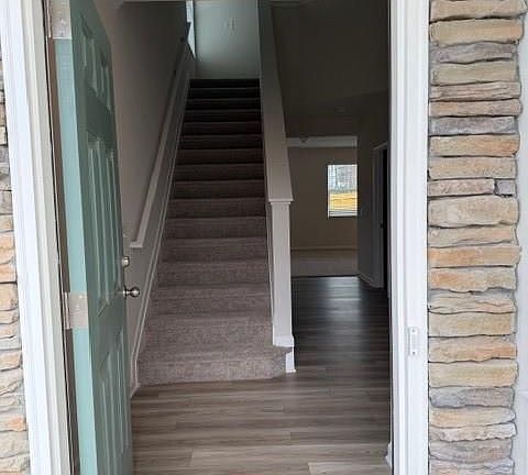 2nd image of 123 Shelter Ln E