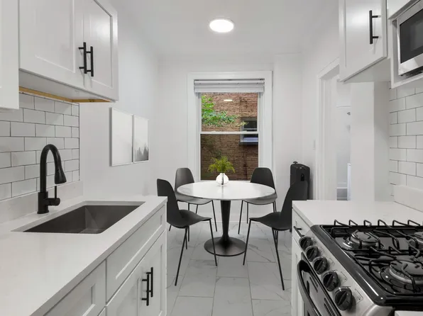 The Onyx on Sheridan