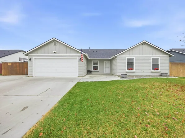 6302 Westport Ln, Pasco, WA 99301