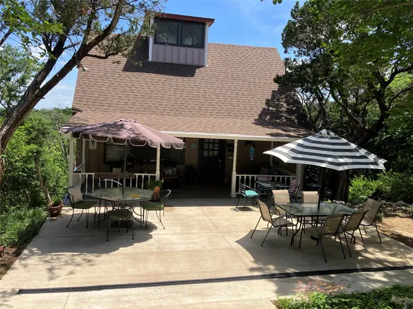 172 Giant Cedar Trl, Whitney, TX 76692