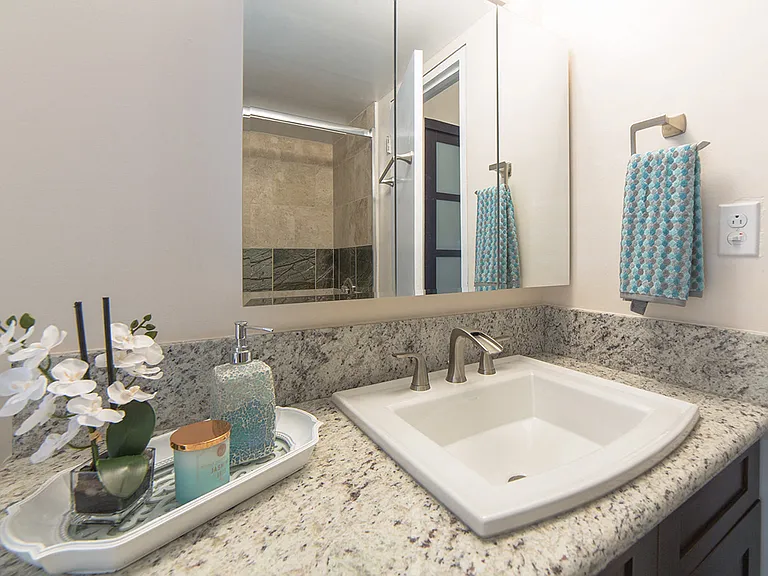 Waikiki Walina Apartments bathroom sink and vanity