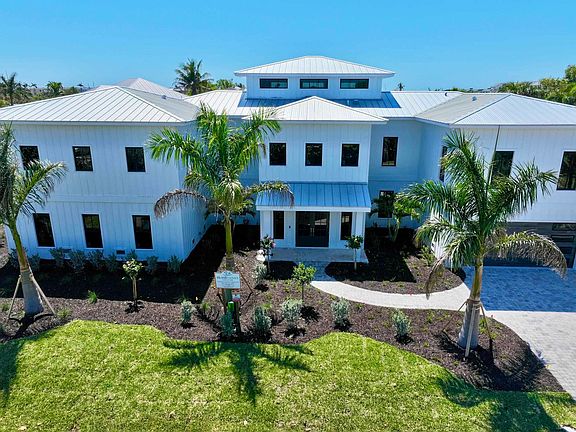 4th image of 3324 Saint Kilda Rd