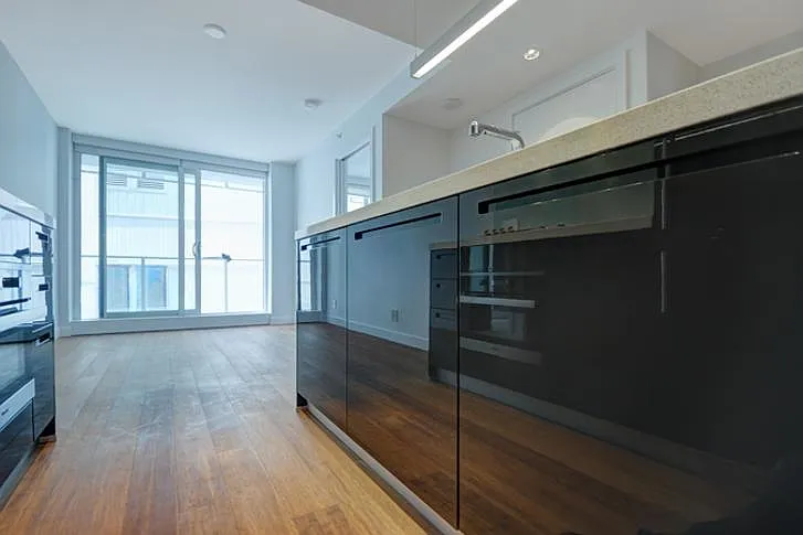 777 Richards St #1102 — Photo 18
