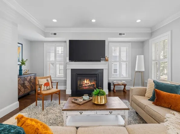 94 Cornell St #A, Boston, MA 02131