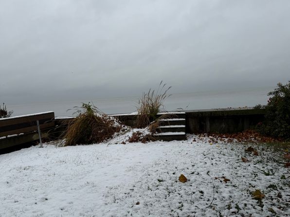 (undisclosed Address)