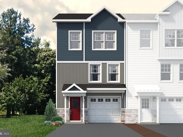 120 Dolomite Dr, Port Matilda, PA 16870