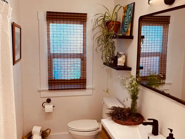 2118 Vine St — Photo 10