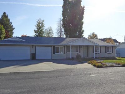 32 Sunset Dr, Electric City, WA, 99123