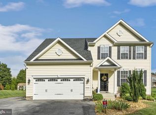 1714 Platinum Dr, Lusby, MD 20657