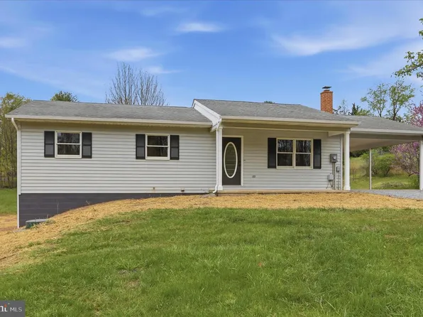 381 Mellon East Rd, Hedgesville, WV 25427