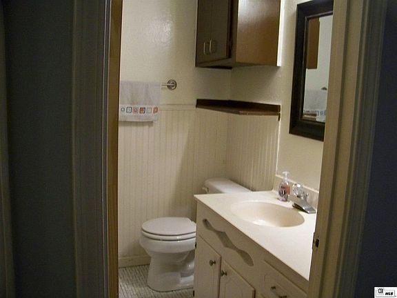 2nd image of 115 Windridge Dr