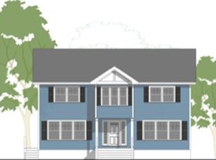 37 Emerson St, Reading, MA 01867