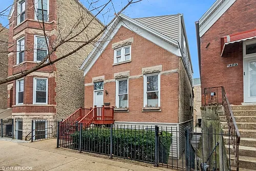 2305 N Oakley Ave #1 Photo 1