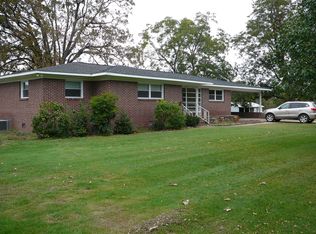 490 Rainbow Ave S, Rainsville, AL 35986