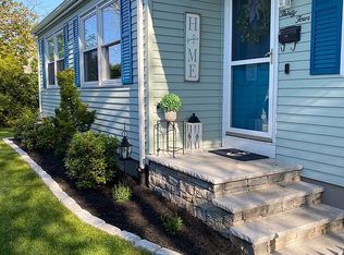 34 Southmayd St, Newport, RI 02840