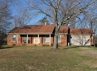 158 Nicholson Hill Dr, Union Grove, NC 28689