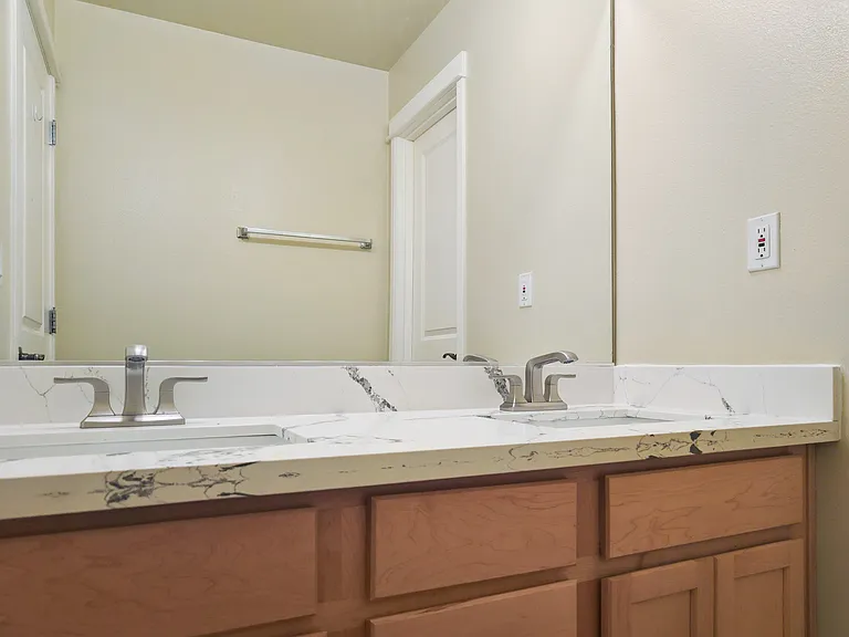 13123 NE 139th Ct — Photo 5