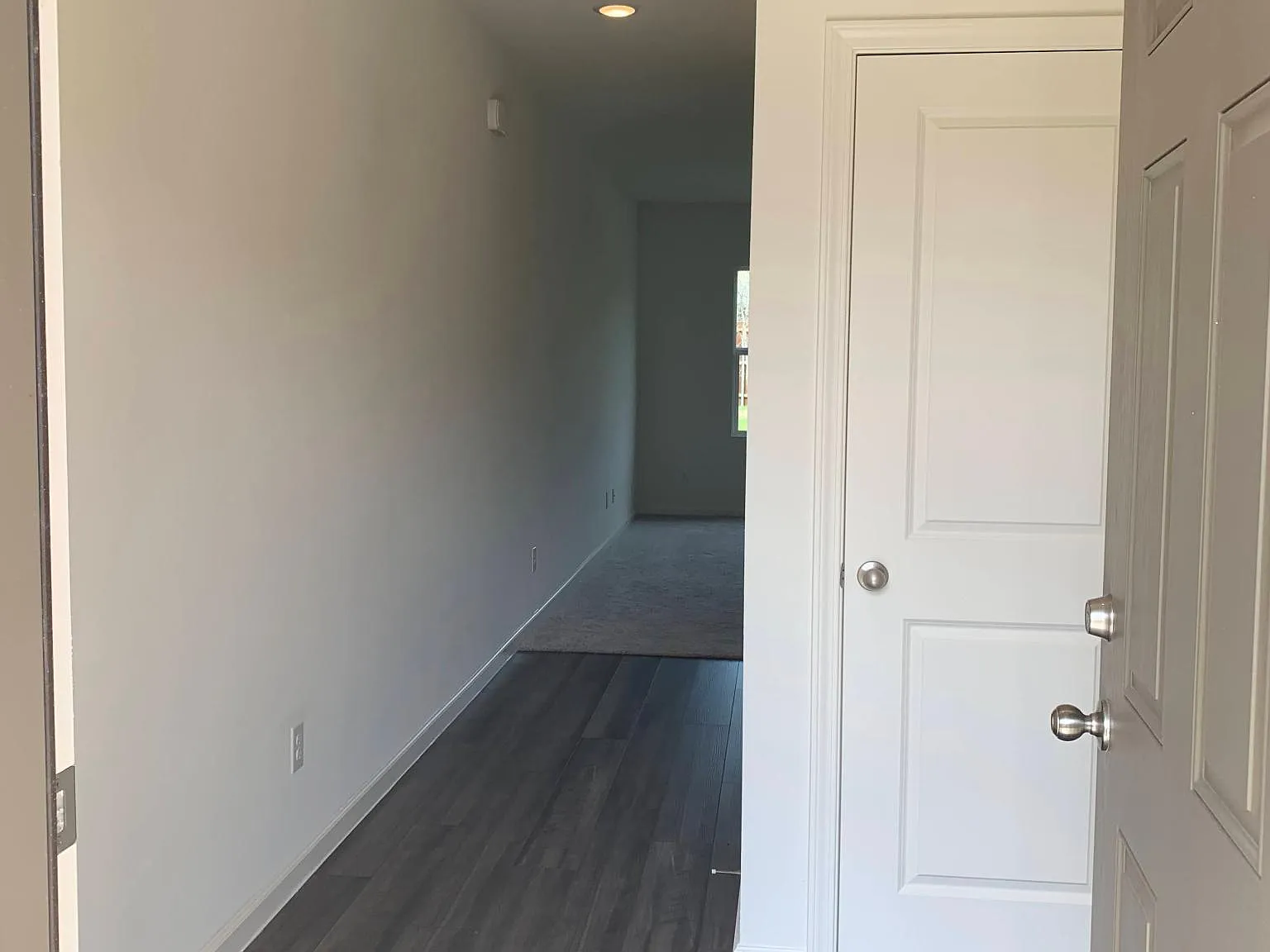 3 bed, 2.5 bath, 1605 sqft, $1,850 — Photo 3
