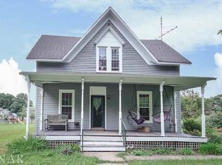 210 S Maple Ave, Minier, IL 61759