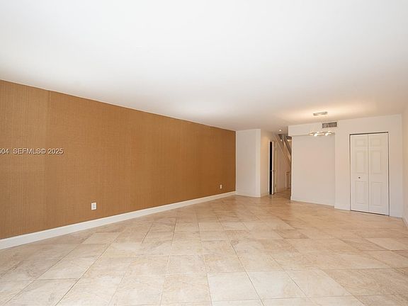 5th image of 1734 NE 142nd St