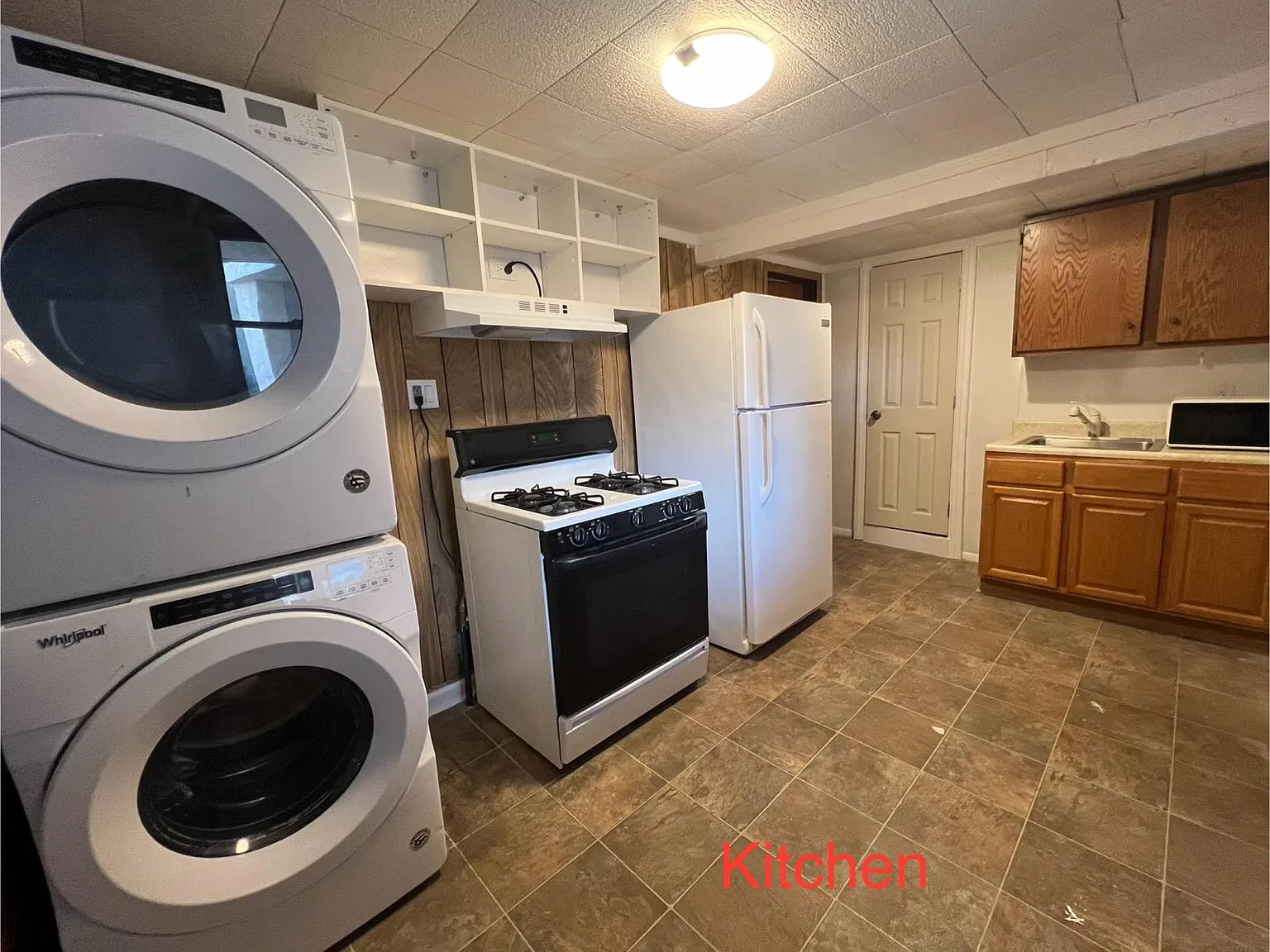 2 bed, $2,350 — Photo 2