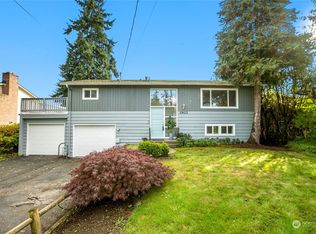 1902 200th Pl SW, Lynnwood, WA