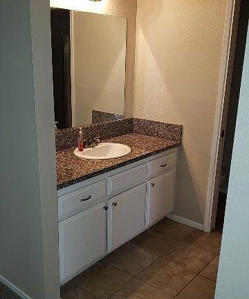 5th image of 5333 Primrose Dr APT 1A