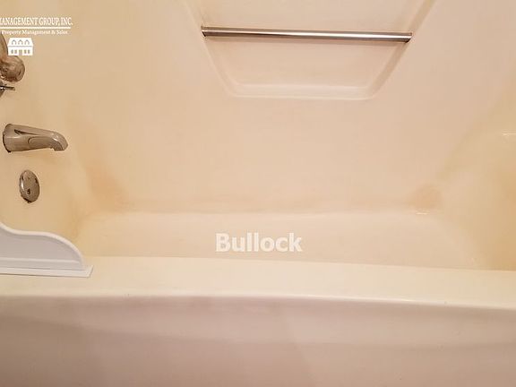 4th image of 2885 Spruce Cir