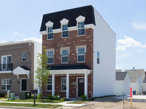 9425 Vandervoort Ct, Saint Louis, MO 63126