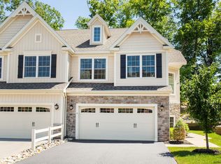 9 Hillman Loop, Round Lake, NY 12151