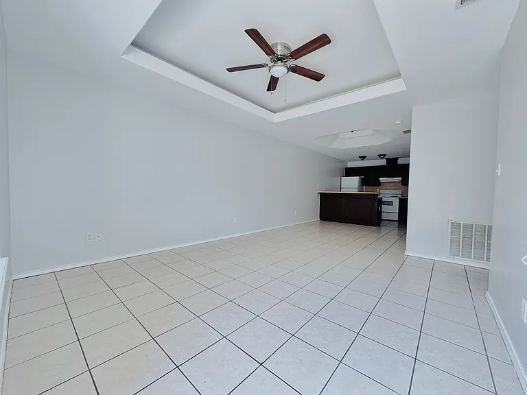 1409 Prosperity Dr #2 — Photo 4