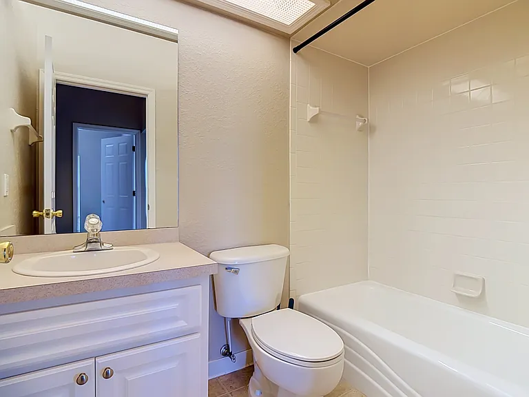 1105 Eagle Pond Dr — Photo 15