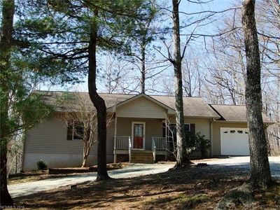 115 Glen Echo Cir, Saluda, NC, 28773
