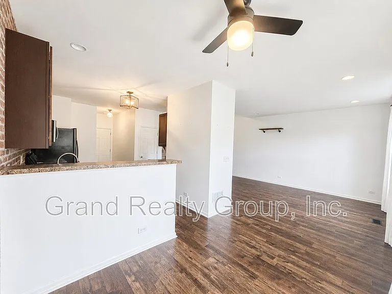 376 S Jade Ln — Photo 6