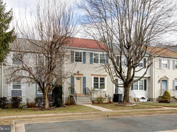9 Bristow Ct, Baltimore, MD 21234